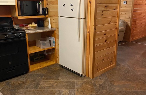 Cold Brook Cottage | BEACHFRONT CAMP WITH SANDY BEACH ON HINCKLEY LAKE- FAMILY FRIENDLY