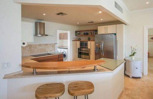 Schooner Bay Condo | Beachfront Caribbean Elegance - Schooner Bay 205 (1 bed)
