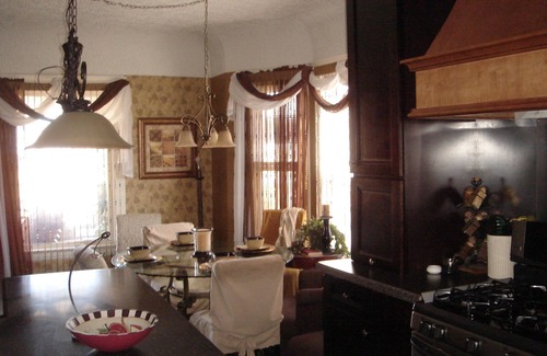 Lorain House | Beachfront Century Home Boasts A Million Dollar View