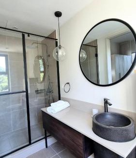 La Mivoie Apartment | Beachfront Chic Penthouse