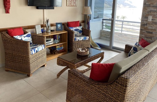 Bahia de Caraquez Condo | Beachfront Condo - Amazing Sunsets!