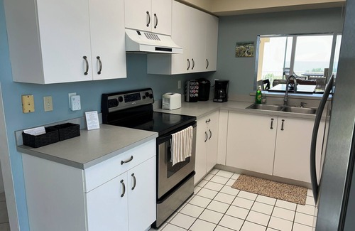Palm Coast Condo | Beachfront Condo- Panoramic Ocean View from Wraparound Balcony, POOLS Pickleball
