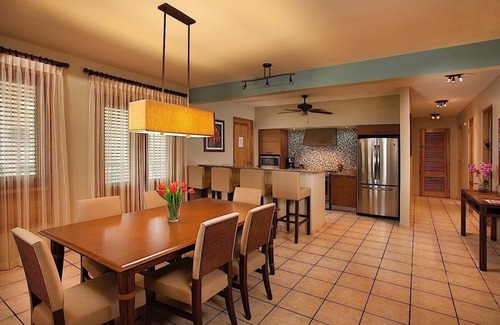 Carenero Apartment | Beachfront Dream! White Sand Beach, Pools, Family-Friendly, Parking!