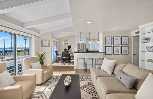 Old Towne Condo | Beachfront Getaway w/Breathtaking Ocean Views; Steps from Beach and Main Street