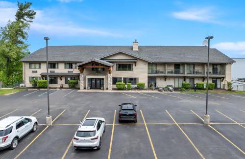Houghton Lake Hotel | Beachfront Hotel Houghton Lake