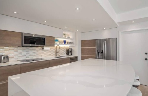 Mameyes II Apartment | Beachfront Luxury 2BR-Villa Acqua, Rio Mar