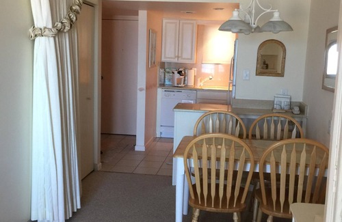 South Rehoboth Condo | Beachfront, Oceanfront, Rehoboth Beach, DE on the Boardwalk