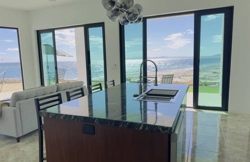 Los Barriles House | Beachfront Retreat Casita