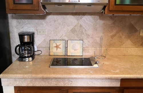 Los Barriles Apartment | Beachfront, Sea of Cortez, Wi-Fi, White Sandy Beaches, Pools.