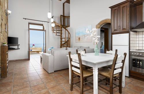 Nopigia House | Beachfront Villa Kochily Only 10 Metres From The Sea
