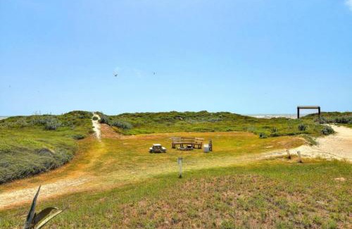 Port Aransas Apartment | Beachgate Condo Suites and Hotel 231 condo