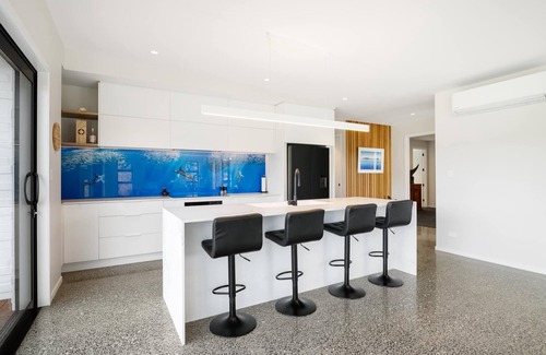 Ngunguru House | Beaching, fishing, relaxing with water views on the Tutukaka Coast,