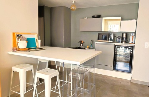 Argeles-sur-Mer Apartment | Beachside 6-Person Apartment with WiFi, Parking, and Mountain Views
