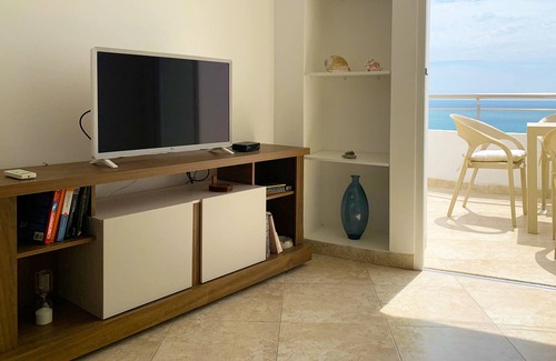 Manta Condo | Beachside Apartment in Exclusive Gated Community