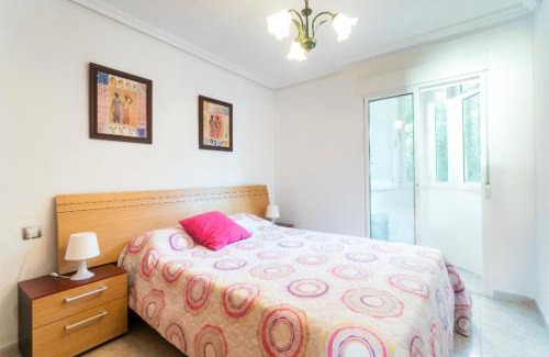 L'Albufereta Apartment | Beachside Apartment with Beautiful Sea Views