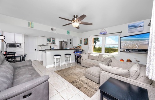 Treasure Island Condo | Beachside at Birdsong #17 Pool 5 Steps to the Sand
