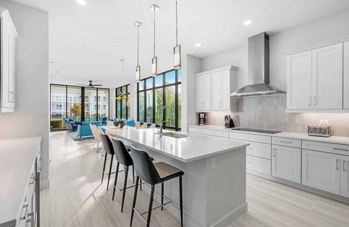 Melbourne Beach Condo | Beachside Breeze | Chic NEW Beachfront Condo w Ocean Views, Balcony & Luxe Decor