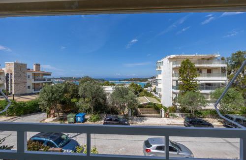 Vouliagmeni Apartment | Beachside Bungalows