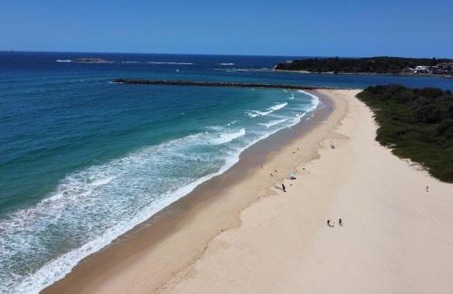 Blacksmiths House | Beachside Cottage at Blacksmiths