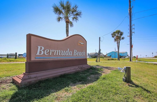 Bermuda Beach Cottage | Beachside Pearl