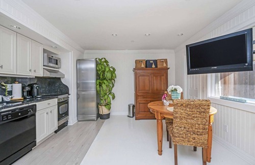 Napeague Apartment | Beachside Sanctuary w/Partial Ocean View + Patio