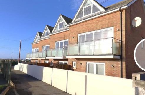 Kilkeel House | Beachside - Stunning sea view townhouse across the road from the beach