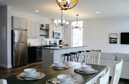 Grand Bend Apartment | Beachview getaway at the New Carlyle 200 on the Main strip in Grand Bend