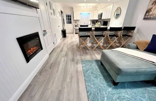 New Smyrna Beach House | Beachy 2bd Townhouse w/Garage