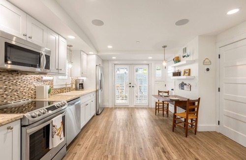 Old Town House | BEACHY KEEN ~ Charming 1 BR, 1 Ba Home w/Loft in Great Location!