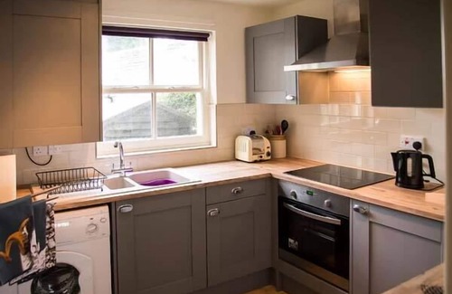Addingham Cottage | BEACON COTTAGE, pet friendly, luxury holiday cottage in Addingham