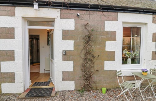 Murthly House | Beadles Cottage