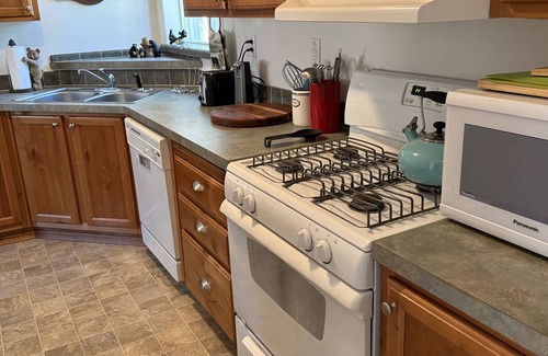 Lake Almanor Peninsula House | Bear Necessities n2 bed 2 bath located on the Peninsula at Lake Almanor Ca.