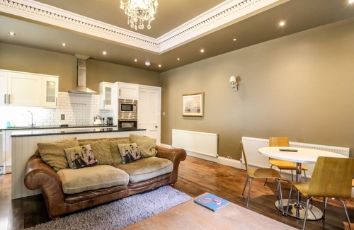 Glen Urquhart House | BEARNOCK LODGE, pet friendly, character holiday cottage in Cannich