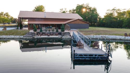 Huntsville House | Bearshield Lodge