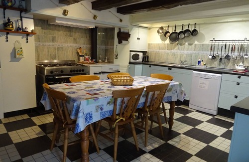 Villefranche-du-Perigord House | Beautiful Country House, Large Heated Private Pool, Gardens, Play Area