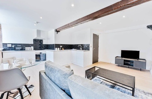 Burton on Trent Apartment | Beautiful 1 Bedroom Apartment in Burton-on-Trent