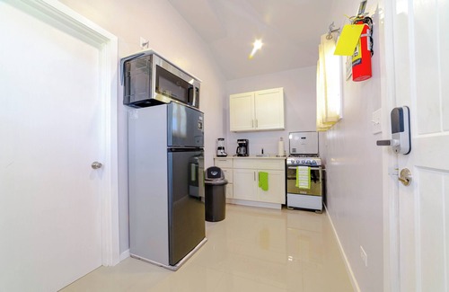 Buckleys Village Apartment | Beautiful 1-bedroom apartment in amazing Buckleys with AC, WiFi