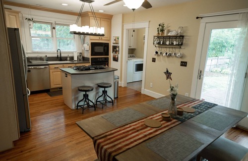 Southern Pines House | Beautiful 1920's Craftsman-Downtown Southern Pines