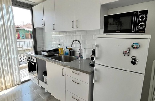 Florentin Apartment | Beautiful 2-bedroom apartment. Modern just a few steps from Bd Rotchild
