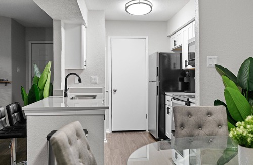 University Hills and Windsor Park Apartment | Beautiful 2BD/2BA in University Hills 6073