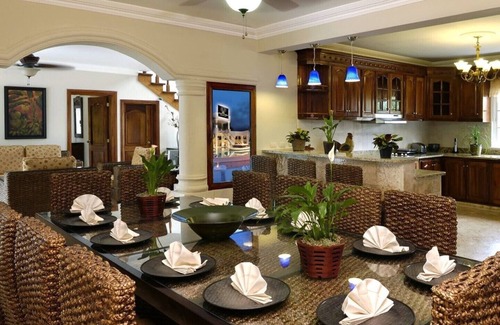 Los Brazos Resort | Beautiful 3 and 4 bedroom Crown Villas/Private Pool, and maid!
