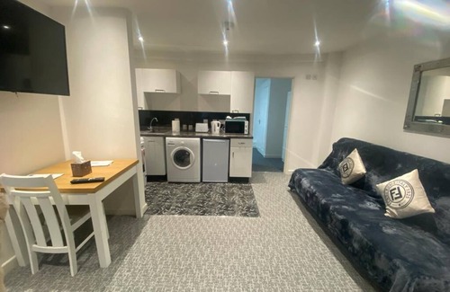 Merthyr Tydfil Apartment | Beautiful 3-Bed apartment in Merthyr Tydfil