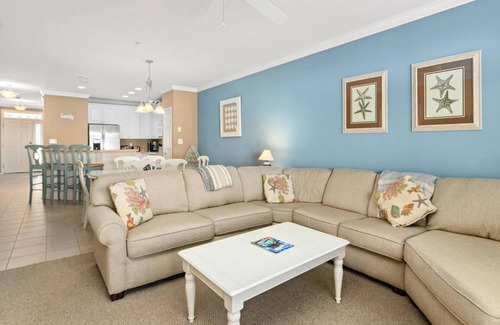 Sunset Island Condo | Beautiful 3 BR 2 BA Unit in Amenity Filled Sunset Island