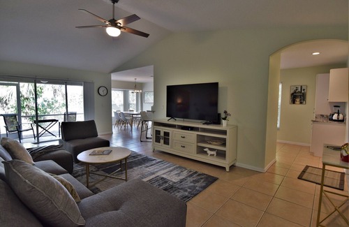 South Sarasota House | Beautiful 3bdr/2bth 2car garage with New Heated Pool