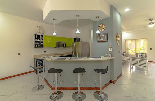 Bejuco Villa | Beautiful 4 bedroom home with private pool