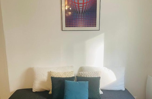 14th Arrondissement Apartment | Beautiful 45 m2 private apartment in Paris Montparnasse