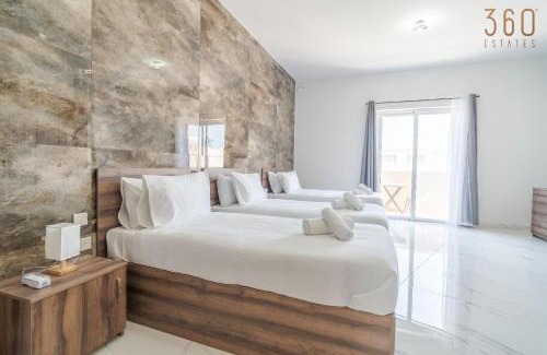 Tarxien Apartment | Beautiful 4BR penthouse with large terrace with WIFI