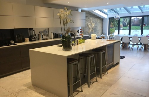 Larkhall House | Beautiful 5 bed home, 3 bath 3 reception room family house in Clapham,
