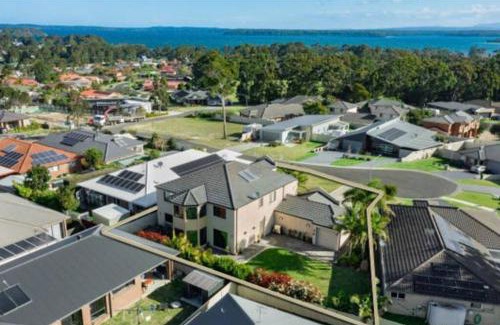 Sanctuary Point House | Beautiful 5 bedroom house in Jervis Bay