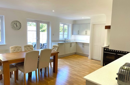 Epping House | Beautiful 5 bedroom Family Home in Epping Countryside